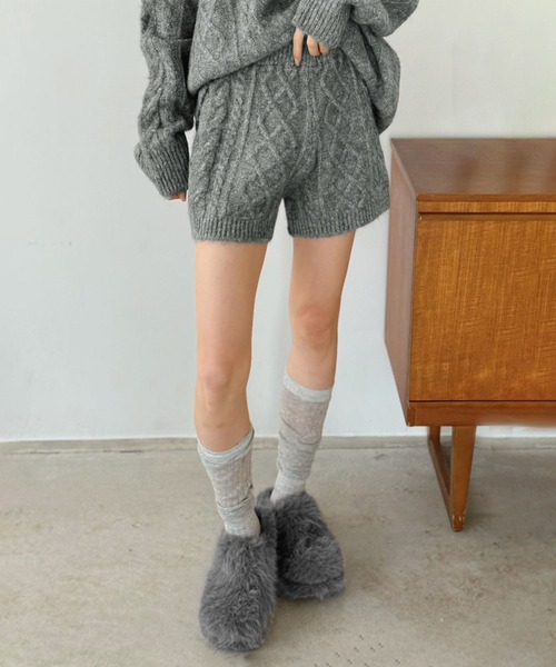 Jewelobe（ジュエローブ）の「フェイクファーサボサンダル（サンダル・レディース・ブラウン/グレー・S/M/L/XL）」の8枚目の写真