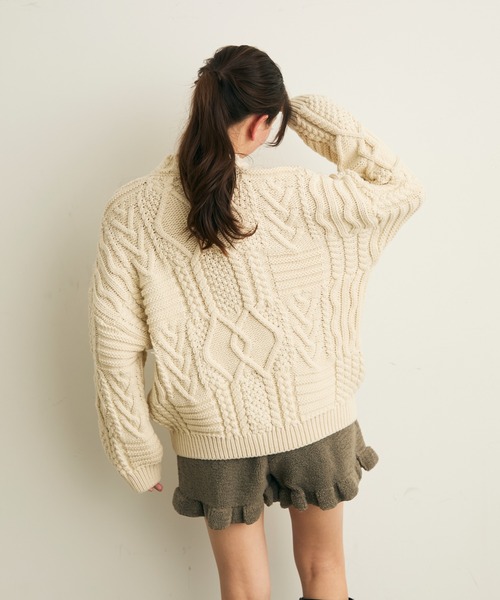 Lunea（ルネア）の「デザインオーバーニット（ニット/セーター・レディース・ベージュ/ブラウン・FREE）」の12枚目の写真