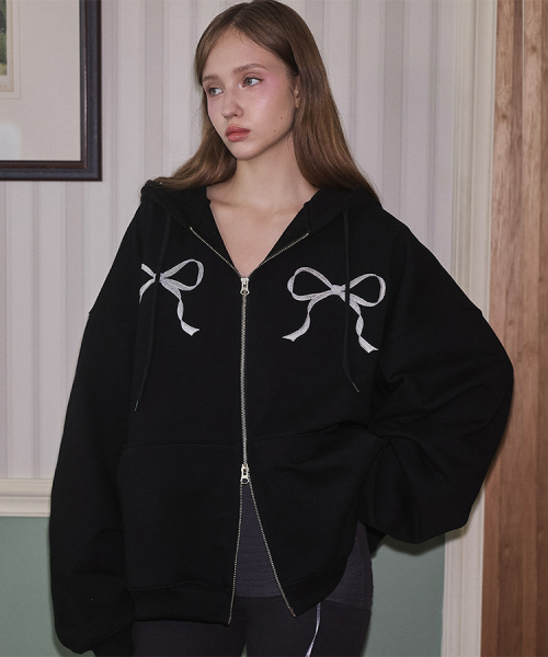 ROSEFRANTZ（ロゼフランツ）の「Sketch Ribbon Hood Zip-up [Black]（パーカー・レディース・ブラック・FREE）」の2枚目の写真