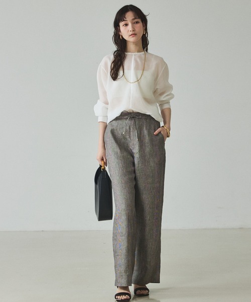 qualite(カリテ)の「【大人の透け感】シアーTブラウス/春服/夏服/オフィスカジュアル/シアー(シャツ/ブラウス・レディース・オフホワイト/ブラック/カーキ・フリー)」の15枚目の写真