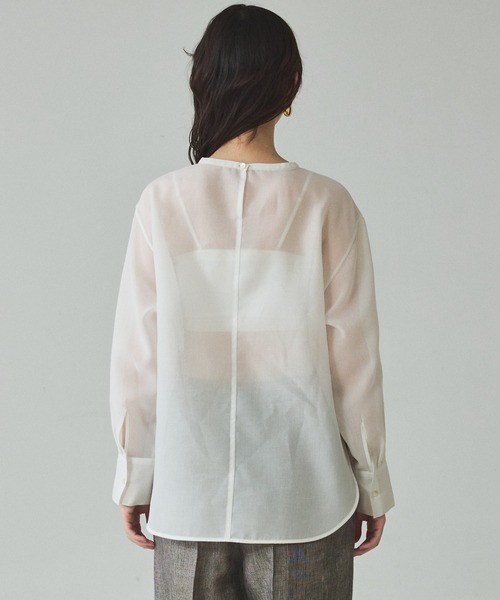 qualite(カリテ)の「【大人の透け感】シアーTブラウス/春服/夏服/オフィスカジュアル/シアー(シャツ/ブラウス・レディース・オフホワイト/ブラック/カーキ・フリー)」の20枚目の写真