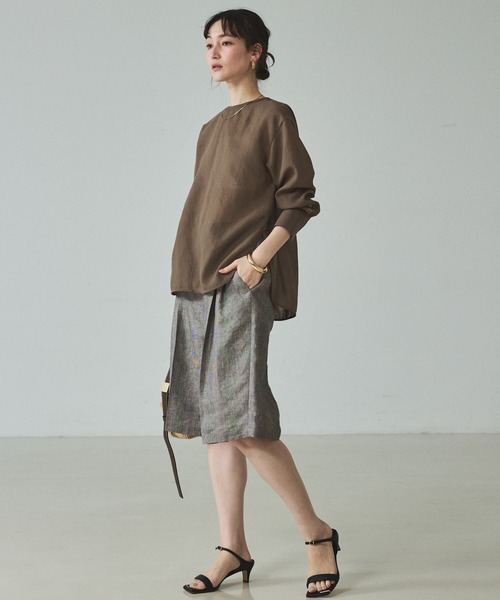 qualite(カリテ)の「【大人の透け感】シアーTブラウス/春服/夏服/オフィスカジュアル/シアー(シャツ/ブラウス・レディース・オフホワイト/ブラック/カーキ・フリー)」の5枚目の写真