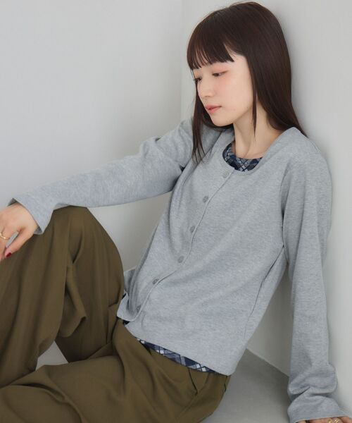 RETRO GIRL(レトロガール)の「Fレイヤードクルーネックカーデ(Tシャツ/カットソー・レディース・ブラック/ライトグレー/ブラウン・FREE)」の15枚目の写真