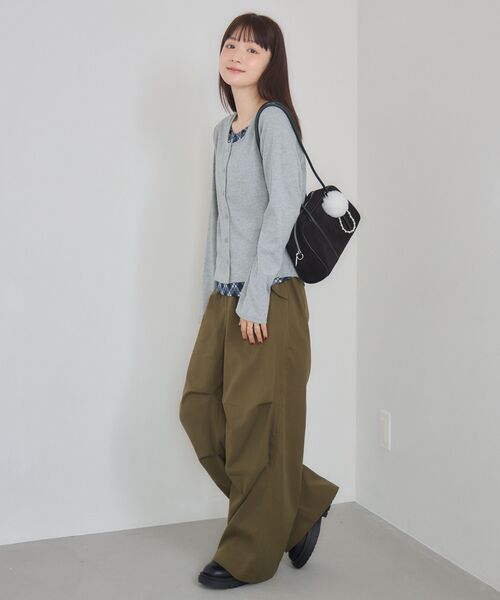 RETRO GIRL(レトロガール)の「Fレイヤードクルーネックカーデ(Tシャツ/カットソー・レディース・ブラック/ライトグレー/ブラウン・FREE)」の21枚目の写真