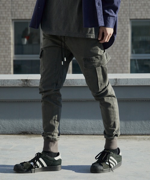 WP WESTPOINT（ダブルピーウエストポイント）の「WP WESTPOINT/ダブルピー ウエストポイント ピスネーム カーゴイージーパンツ 秋服 2026年秋冬（スウェットパンツ・メンズ・カーキ・XS/M/L/XL/XXL/S）」の16枚目の写真