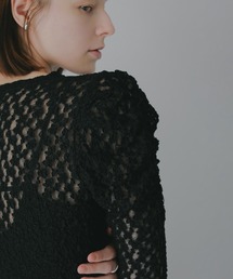 MANOF（マノフ）の「GATHERED SLEEVES LACE CUT TOPS（Tシャツ/カットソー）」