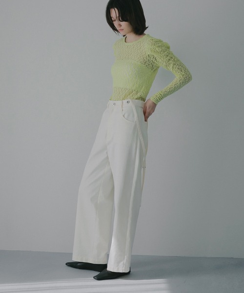 MANOF(マノフ)の「GATHERED SLEEVES LACE CUT TOPS(Tシャツ/カットソー・レディース・アイボリー/ブラック/ライム・F)」の8枚目の写真