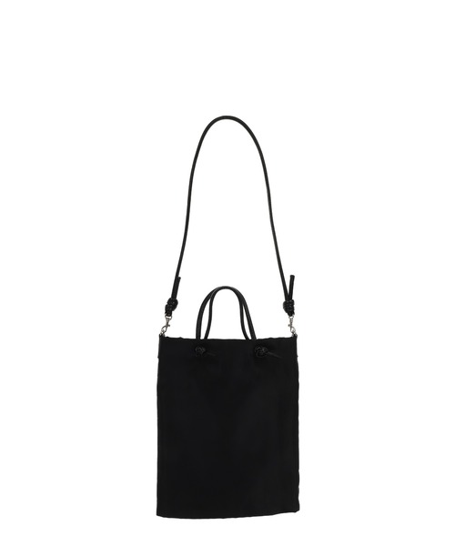 TOGA（トーガ）の「TRIANGLE POUCH BAG（ショルダーバッグ・レディース・ブラック・OS）」の4枚目の写真