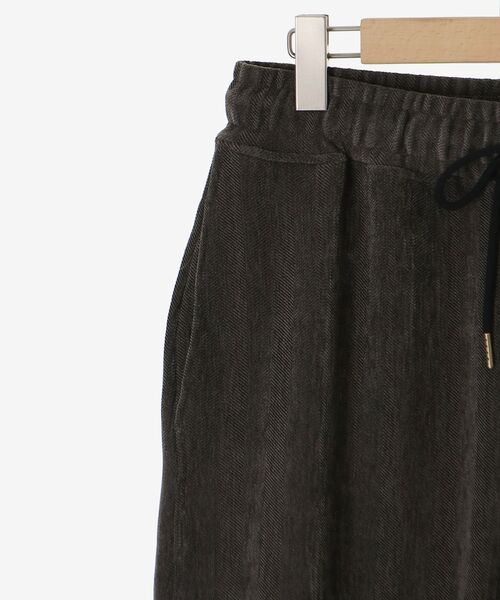 le.coeur blanc（ルクールブラン）の「ヘリンボーンカーブイージーワイドパンツ（その他パンツ・レディース・グレー/グレイッシュベージュ・38）」の21枚目の写真