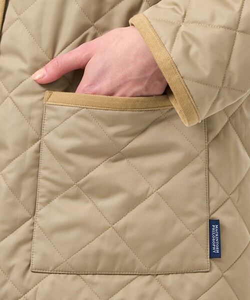 MACKINTOSH PHILOSOPHY（ﾏｯｷﾝﾄｯｼｭ ﾌｨﾛｿﾌｨｰ）の「【ROYTON MIDDLE WIDE(ロイトンミドルワイド)】（ノーカラーコート・レディース・ベージュ/ネイビー・36/38）」の7枚目の写真