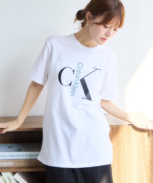 Calvin Klein（カルバン・クライン）の「【Calvin Klein/カルバンクライン】ショートスリーブ テキスト モノグラム クルーネック Tシャツ（Tシャツ/カットソー・メンズ・ホワイト系1/ブラック/ホワイト系2・M/S/XL/L）」の8枚目の写真