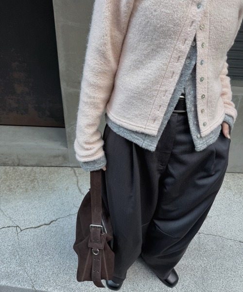 nananamoe(ナナナモエ)の「shell button layered knit cardigan(ニット/セーター・レディース・ピンク/ブラウン/ベージュ・FREE)」の19枚目の写真