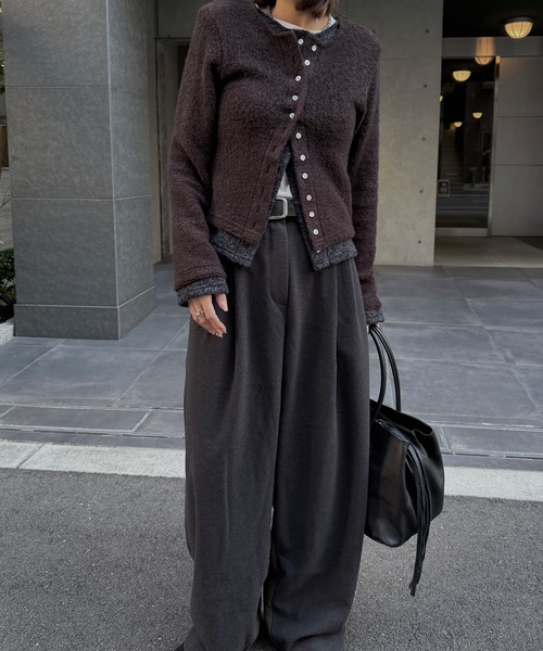 nananamoe(ナナナモエ)の「shell button layered knit cardigan(ニット/セーター・レディース・ピンク/ブラウン/ベージュ・FREE)」の7枚目の写真