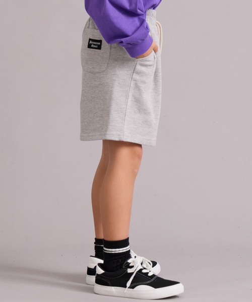 PAIRMANON STREET(ペアマノンストリート)の「裏毛 シンプル カラバリ ストリートショートパンツ【PAIRMANON STREET】(スウェットパンツ・キッズ・レッド/ブラウン/グリーン/イエロー/パープル/グレー/ブラック・110/120/130/140/150/160/90/100)」の8枚目の写真