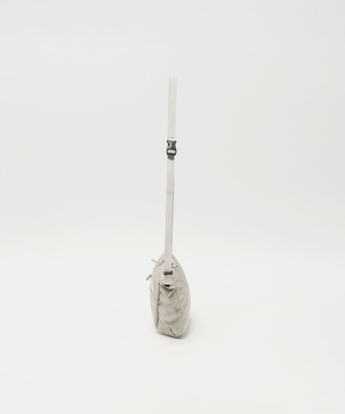 THE NORTH FACE(ザノースフェイス)の「<THE NORTH FACE>カペラ 2(2L)(ショルダーバッグ・レディース・ブラック/オフホワイト・FREE)」の11枚目の写真
