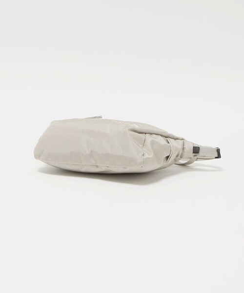 THE NORTH FACE(ザノースフェイス)の「<THE NORTH FACE>カペラ 2(2L)(ショルダーバッグ・レディース・ブラック/オフホワイト・FREE)」の7枚目の写真