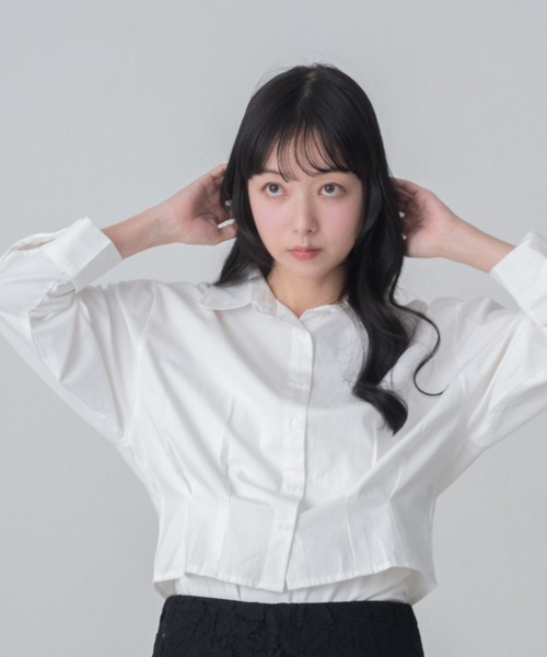 MISCH MASCH(ミッシュマッシュ)の「2026春夏新作 WEB限定 きれいめショートシャツ(シャツ/ブラウス・レディース・ベージュ/ブラウン/ホワイト・フリ-)」の2枚目の写真