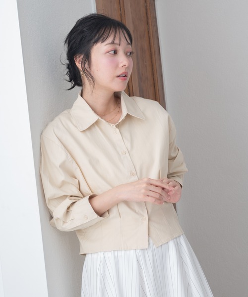 MISCH MASCH(ミッシュマッシュ)の「2026春夏新作 WEB限定 きれいめショートシャツ(シャツ/ブラウス・レディース・ベージュ/ブラウン/ホワイト・フリ-)」の11枚目の写真