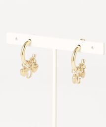 Guess（ゲス）の「G TALISMAN 22MM G Multi Charm Hoops アクセサリー ピアス（ピアス（両耳用））」
