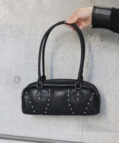 tinkerend(ティンカーエンド)の「Square Studded Bag / スクエアスタッズバッグ(ハンドバッグ・レディース・レッド/ブラック・FREE)」の9枚目の写真