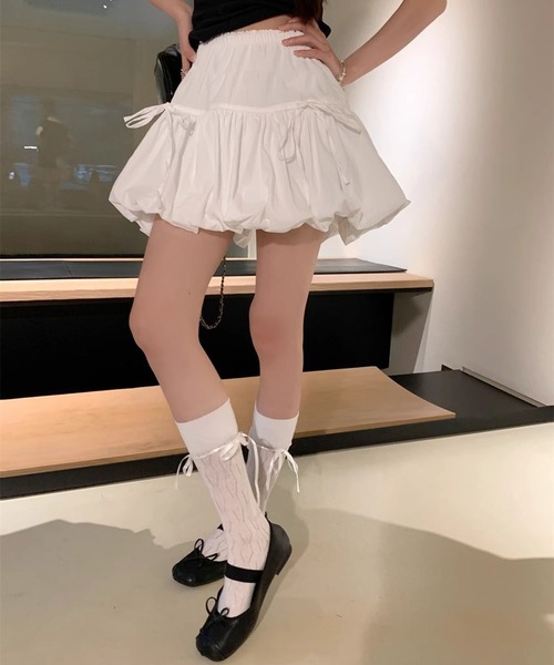 VIBGYOR(ヴィブジョー)の「【EIZZ/アイズ】サイドリボン バルーンミニスカート ウエストゴム スカパン(スカート・レディース・ホワイト/ブラック・FREE)」の12枚目の写真