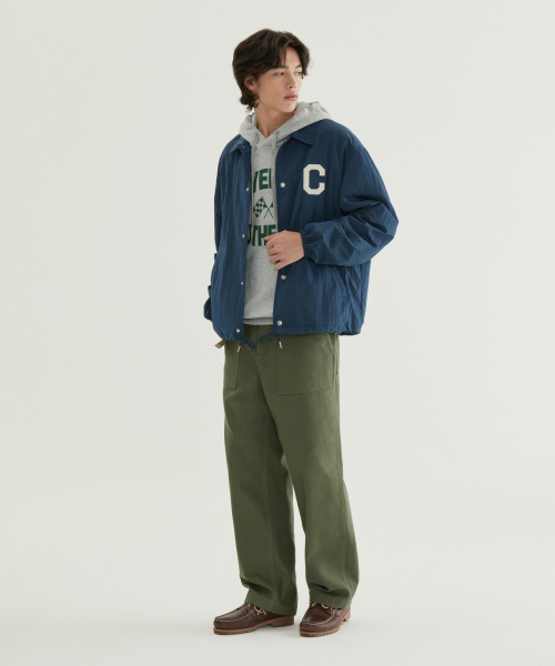 COVERNAT(カバーナット)の「ワイドバックサテンパーティグパンツオリーブ(その他パンツ・メンズ・その他・SMALL/MEDIUM/LARGE/X-LARGE)」の2枚目の写真