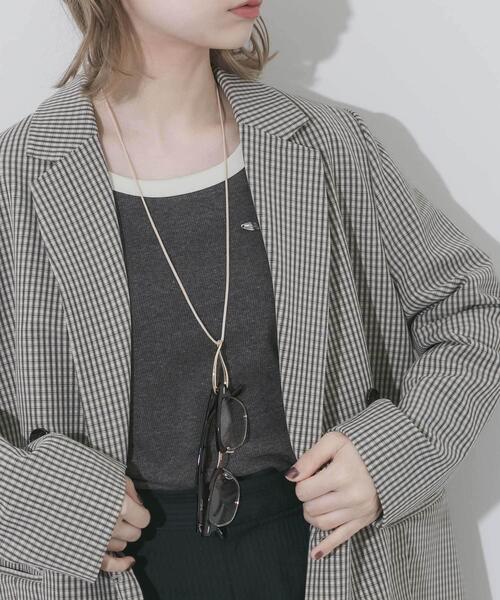 SMELLY（スメリー）の「ニュアンスメタルメガネホルダー（メガネ・レディース・ベージュ/ブラック・-）」の14枚目の写真