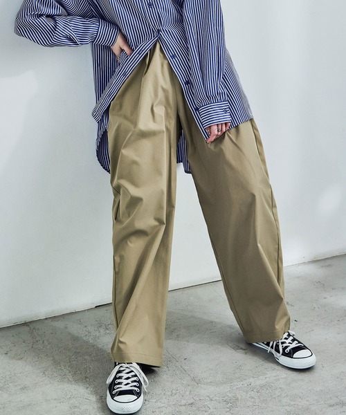 Fashion Letter(ファッションレター)の「タックコクーンワイドパンツ(その他パンツ・レディース・オフホワイト/ベージュ/ブラック/カーキ/ブラウン・M/L)」の13枚目の写真
