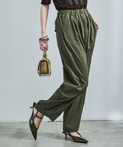 Fashion Letter(ファッションレター)の「タックコクーンワイドパンツ(その他パンツ・レディース・オフホワイト/ベージュ/ブラック/カーキ/ブラウン・M/L)」の21枚目の写真