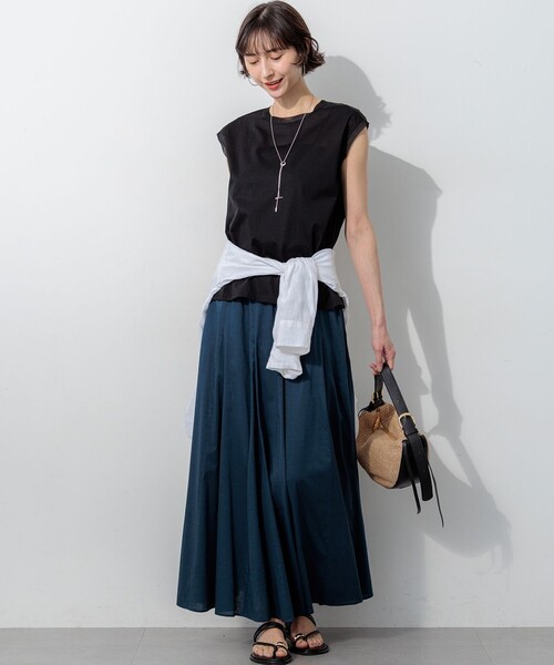 23区 L(ニジュウサンクオオキイサイズ)の「LIBECOリネン ベーシック シャツ(シャツ/ブラウス・レディース・ホワイト系/オレンジ系/ベージュ系/ピンク系1/スカイブルー系1/ブルー系・44/50/48/46)」の18枚目の写真