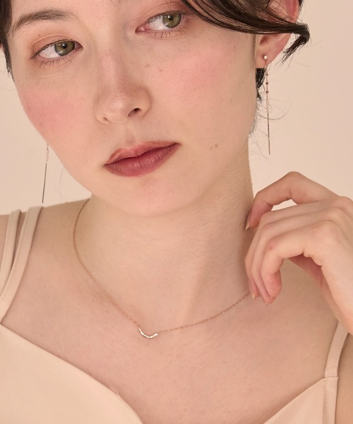 Phoebe（フィービィー）の「【金属アレルギー対応】エターナルクレセントネックレス（ネックレス・レディース・シャンパン・FREE）」の2枚目の写真