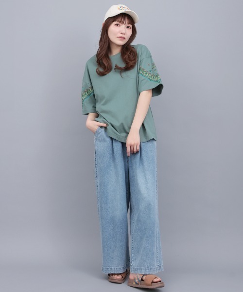 チチカカ(チチカカ)の「バンダナスリーブ刺繍Tシャツ(Tシャツ/カットソー・レディース・ホワイト/ピンク/グリーン/ブラック・FREE)」の7枚目の写真