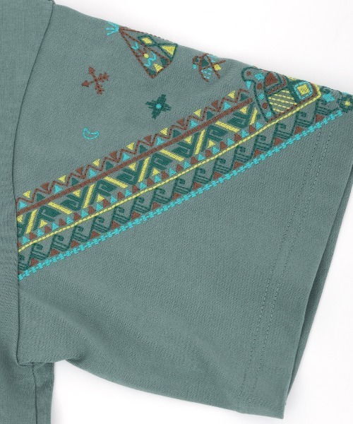 チチカカ(チチカカ)の「バンダナスリーブ刺繍Tシャツ(Tシャツ/カットソー・レディース・ホワイト/ピンク/グリーン/ブラック・FREE)」の19枚目の写真