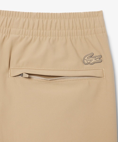 LACOSTE（ラコステ）の「4WAYストレッチ撥水チノパンツ（チノパンツ・メンズ・ベージュ/ダークネイビー・XS/S/M/L）」の8枚目の写真