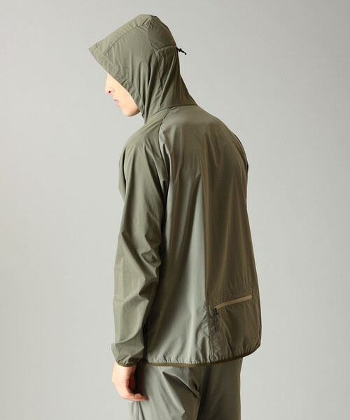 Columbia(コロンビア)の「限定展開 撥水 COLUMBIA BLACK LABEL/ シェルロックロード ジャケット /コロンビア(ナイロンジャケット・メンズ・パープル/ネイビー/セージグリーン・M/L/XL/S)」の7枚目の写真