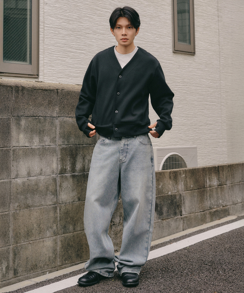 シンチバックウォッシュドオーバーカーブデニムパンツ[グレイシー