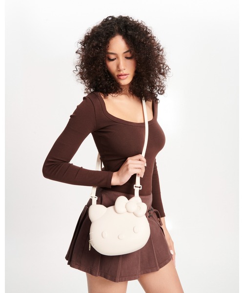 melissa（メリッサ）の「MELISSA BAG + HELLO KITTY AND FRIENDS（ショルダーバッグ・レディース・レッド/ベージュ/ブラック・FREE）」の17枚目の写真