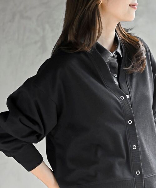 rps（アールピーエス）の「ミニ裏毛Ｖネックカーディガン（カーディガン/ボレロ・レディース・杢グレー/ブラック/オートミール・フリー）」の16枚目の写真