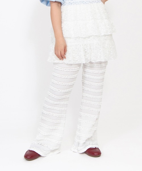 PUNYUS(プニュズ)の「レースフリルフレアパンツ(その他パンツ・レディース・ホワイト/ブラック・1/2/3/4/5)」の2枚目の写真