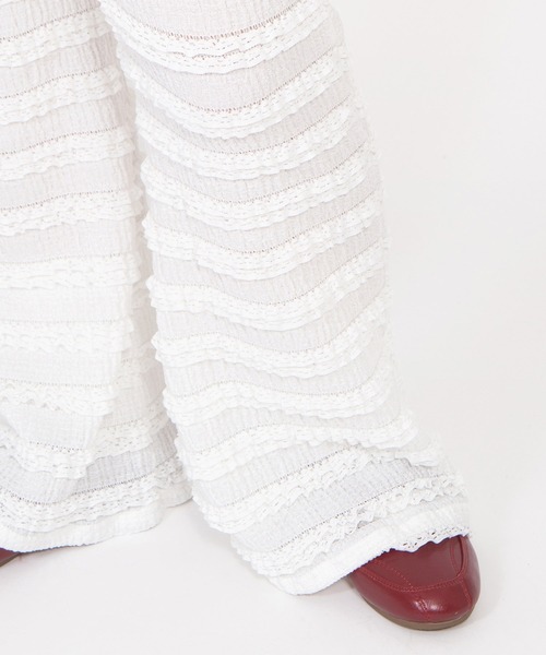 PUNYUS(プニュズ)の「レースフリルフレアパンツ(その他パンツ・レディース・ホワイト/ブラック・1/2/3/4/5)」の10枚目の写真