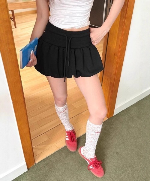 Ritzy(リッツィー)の「ハイウエスト バルーンショートパンツ スカート(スカート・レディース・ホワイト/ブラック・M)」の16枚目の写真