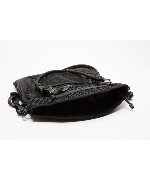 EDITA.(エディータ)の「洗濯機で洗える Washable Multi Way Utility Tote 防水 / 通勤(トートバッグ・メンズ・ブラック/スミクロ・FREE)」の4枚目の写真