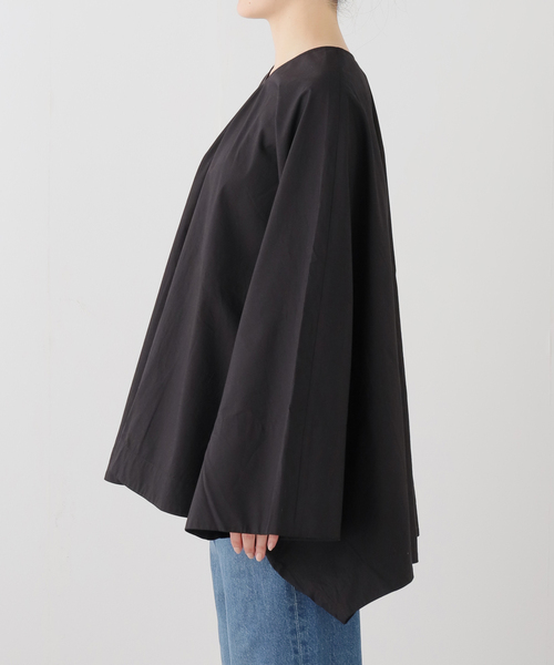 SEEALL（シーオール）の「【SEEALL/シーオール】TRIANGLE PULL OVER TOP（シャツ/ブラウス・レディース・ブラック・38）」の5枚目の写真