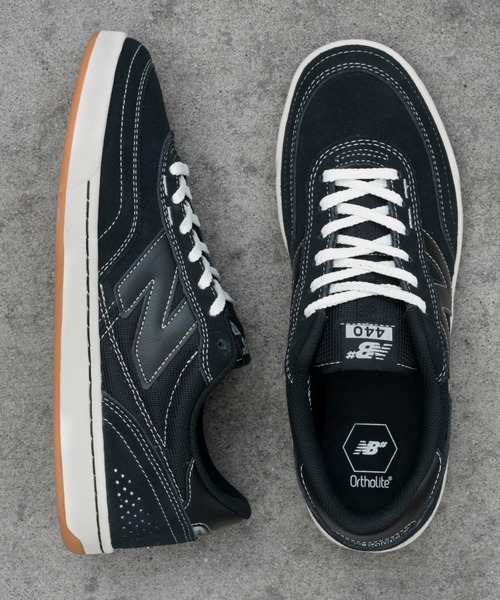 NEW BALANCE(ニューバランス)の「NB Numeric 440 V2(スニーカー・メンズ・ブラック×ホワイト・25.0cm/24.5cm/24.0cm/23.5cm/23.0cm/29.0cm/28.5cm/28.0cm/27.5cm/27.0cm/26.5cm/26.0cm/25.5cm)」の4枚目の写真