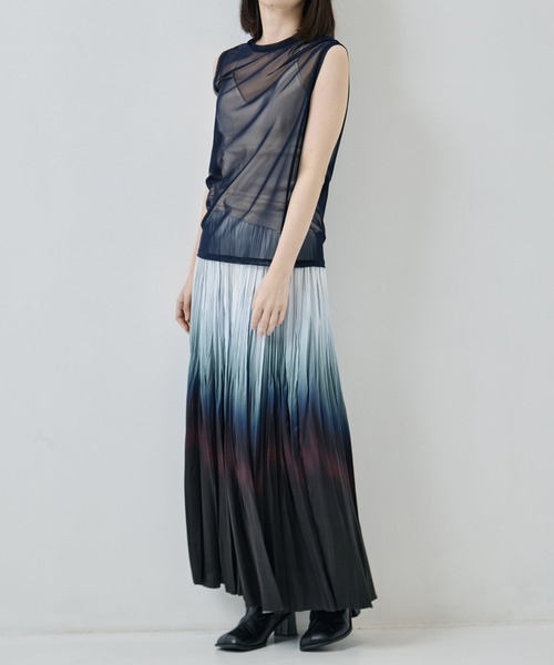 08sircus（ゼロエイトサーカス）の「[08sircus/ゼロハチサーカス]Bassen print satin pleated skirt（スカート・レディース・ブルー・1/0）」の5枚目の写真