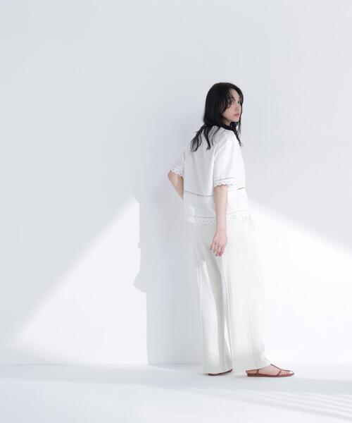 NATURAL BEAUTY BASIC（ナチュラルビューティーベーシック）の「グロッシーパンツ（その他パンツ・レディース・カーキ/オフホワイト・MEDIUM/P/S）」の8枚目の写真