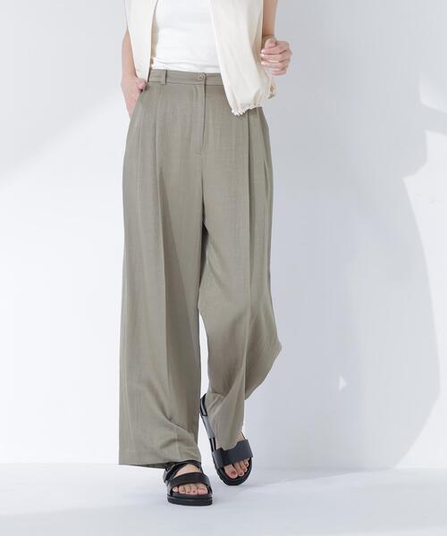 NATURAL BEAUTY BASIC（ナチュラルビューティーベーシック）の「グロッシーパンツ（その他パンツ・レディース・カーキ/オフホワイト・MEDIUM/P/S）」の13枚目の写真