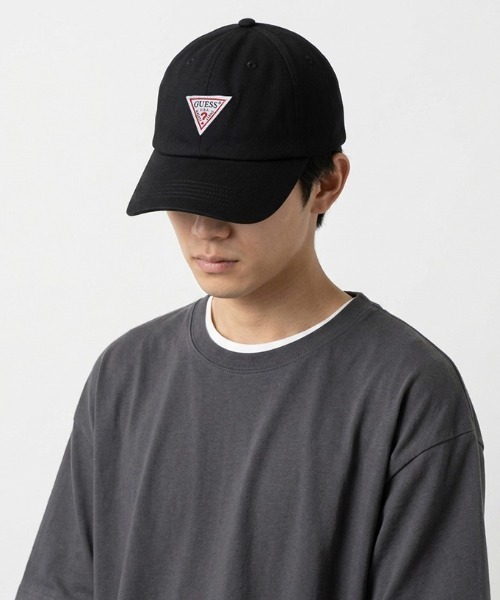Guess（ゲス）の「【GUESS】ゲス　ロゴ　ベースボールキャップ（キャップ・レディース・カーキ系1/ブラック系1/ベージュ系2/ネイビー系1/ホワイト系1/ホワイト系2/ブラック系2/ベージュ系1/カーキ系2/ネイビー系2・FREE）」の3枚目の写真