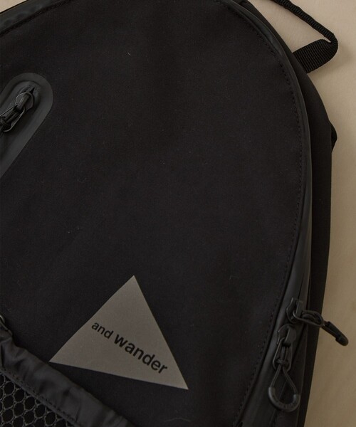 and wander（アンドワンダー）の「【and wander】PE/CO 20L daypack（バックパック/リュック・メンズ・ブラック・FREE）」の4枚目の写真