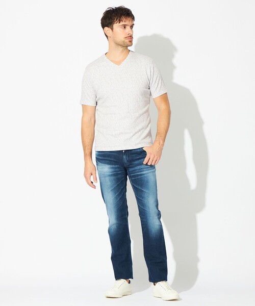 EPOCA UOMO(エポカウォモ)の「クラッシュジオメVネックカットソー(Tシャツ/カットソー・メンズ・ライトグレー/ネイビー・46/48)」の3枚目の写真